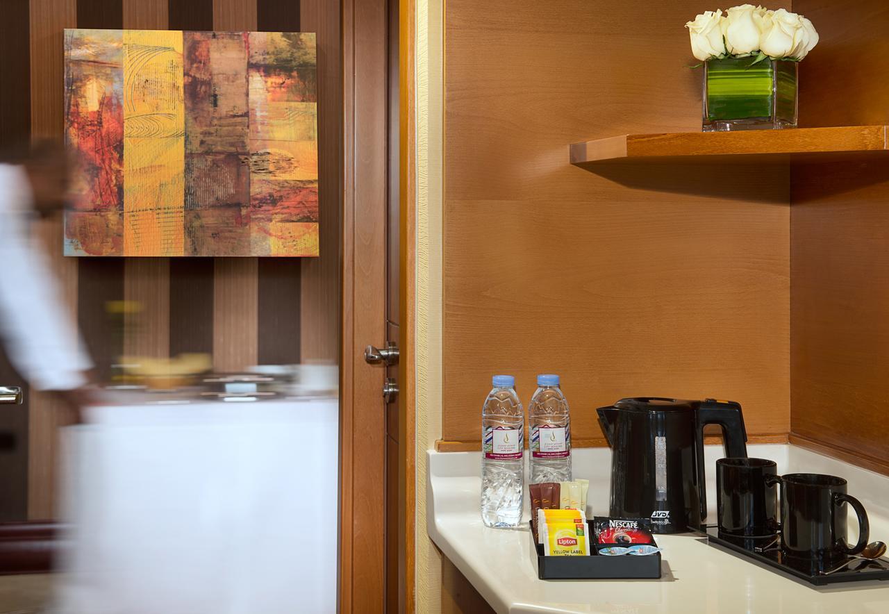 City Seasons Towers Hotel Bur Dubai Exterior foto